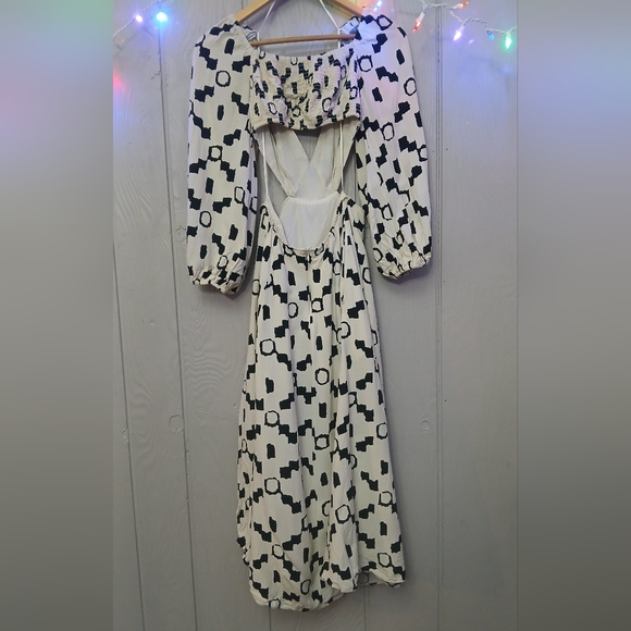 ASTR The Label Anthropologie Yaretzi Womens Dress Medium Geometric Cut-Out Small - Picture 4 of 4